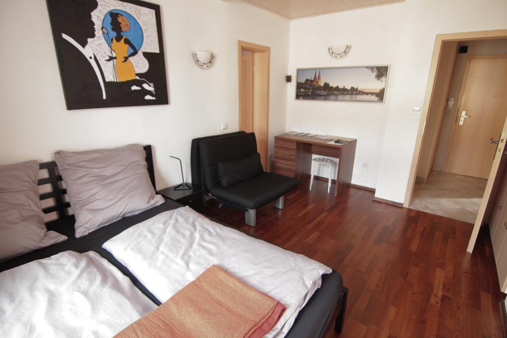 Ferienwohnung Ratisbona Kamer foto